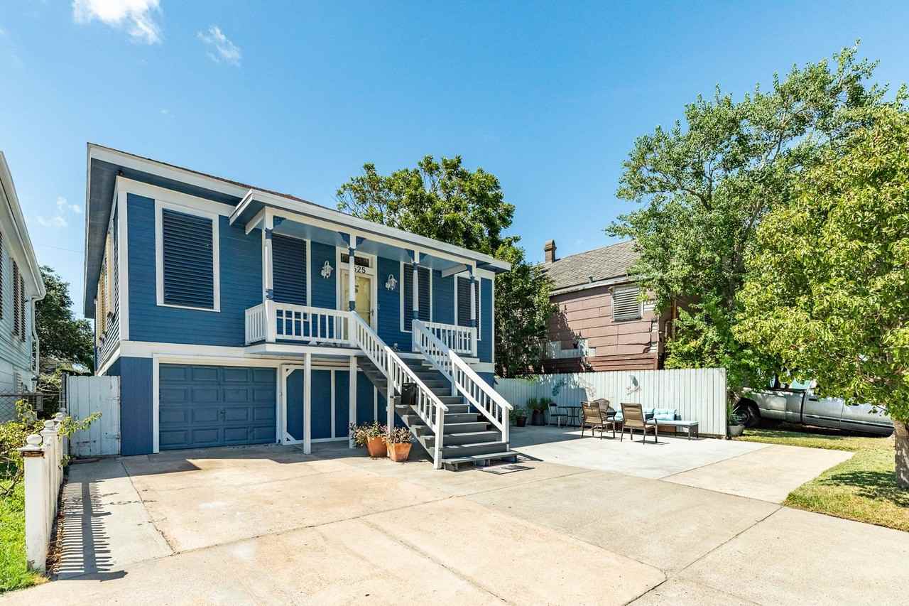 1625 Avenue M 1/2 - Photo 3 of 25