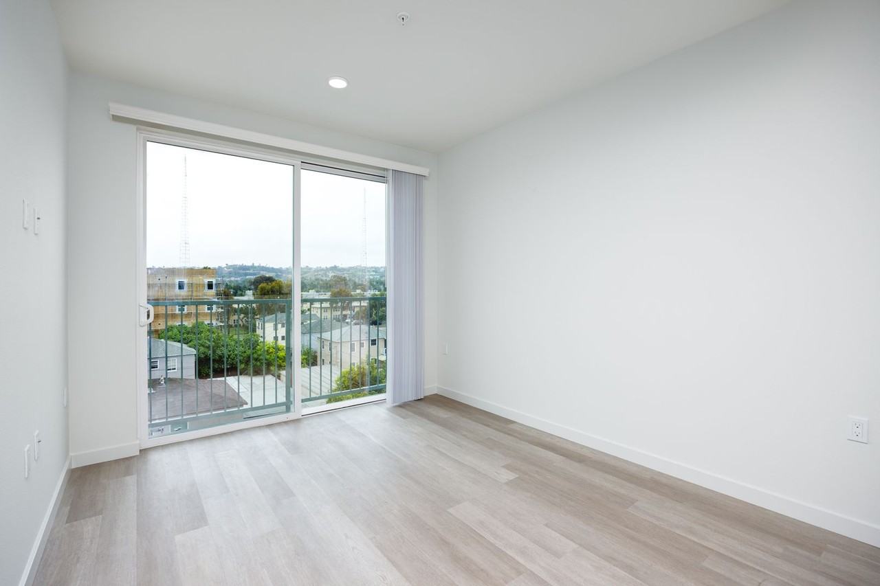 3533 Chesapeake Ave in Gateway - Photo 2 of 11