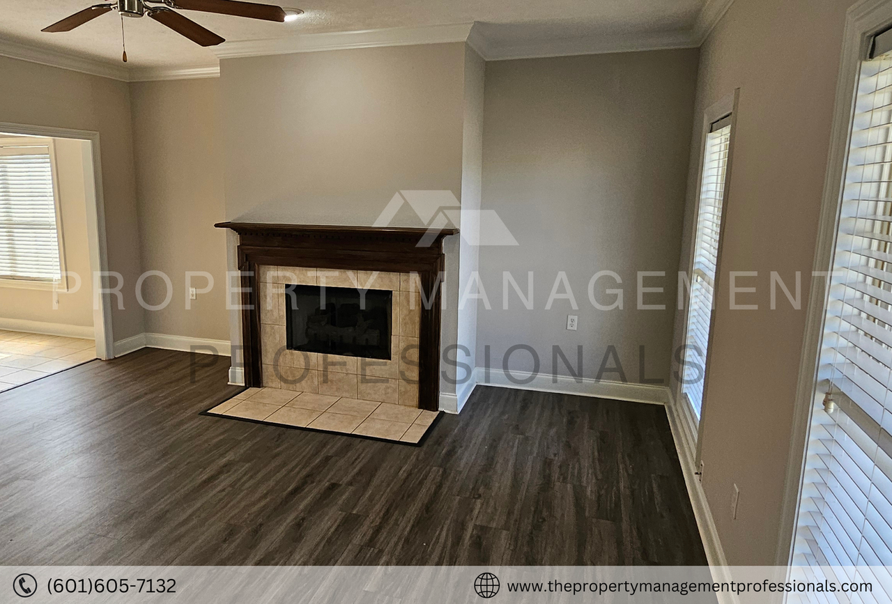 301 E Magnolia Pl - Photo 2 of 28