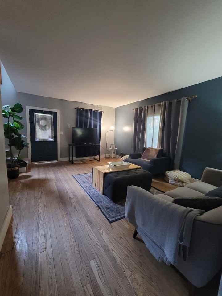 3428 Lafayette Ave - Photo 2 of 9