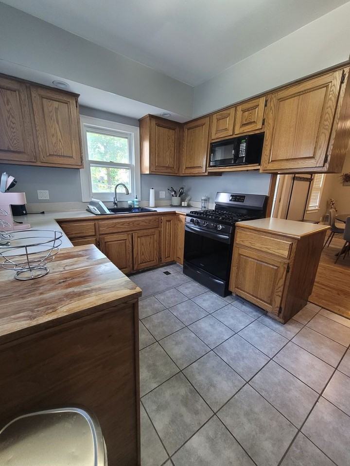 3428 Lafayette Ave - Photo 4 of 9