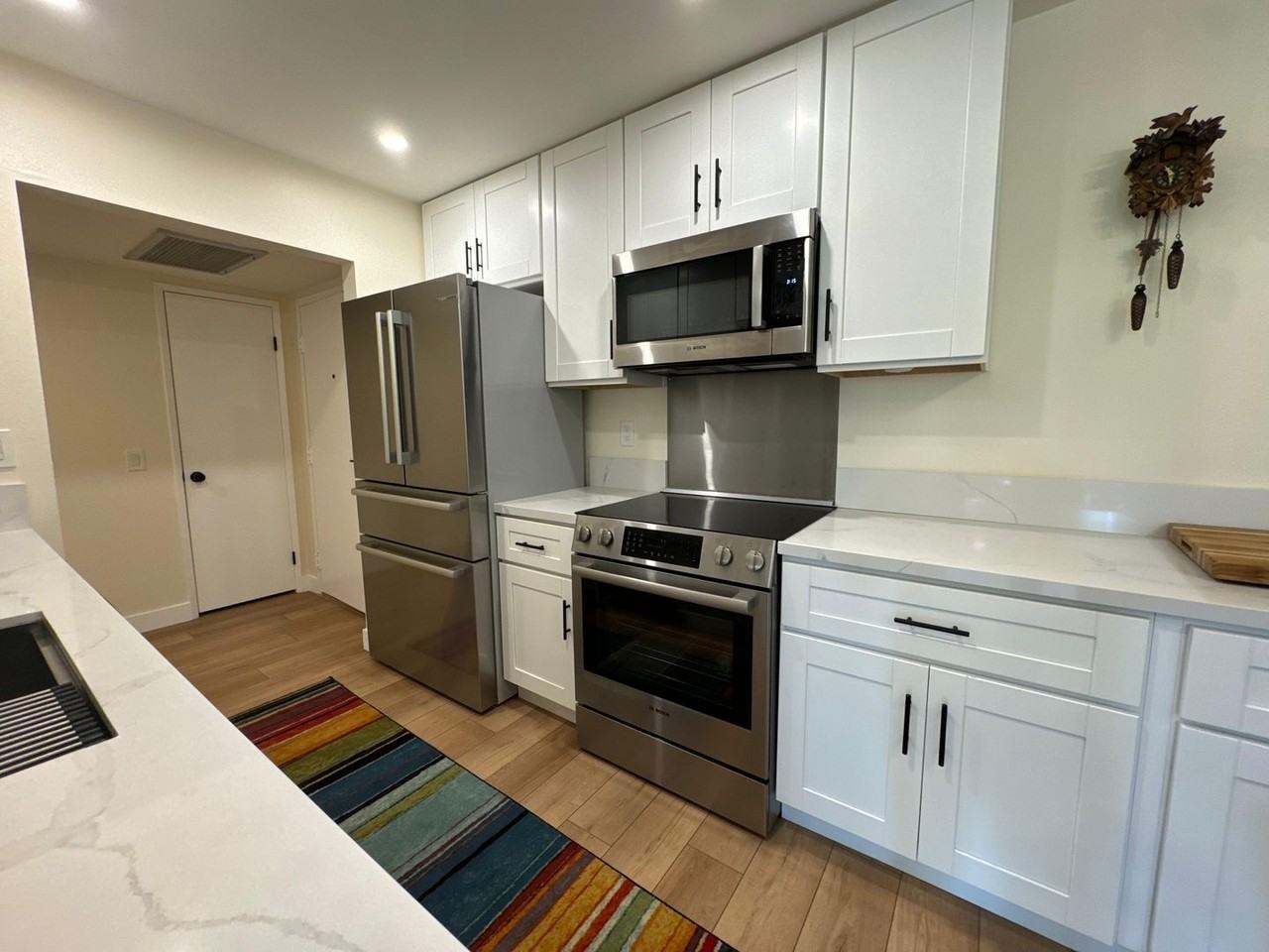 3825 Centre St #14 - Photo 4 of 18