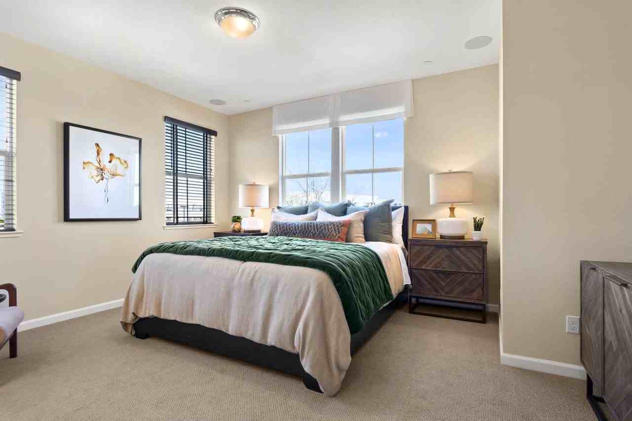 17 Advantage Ct - Photo 3 of 6