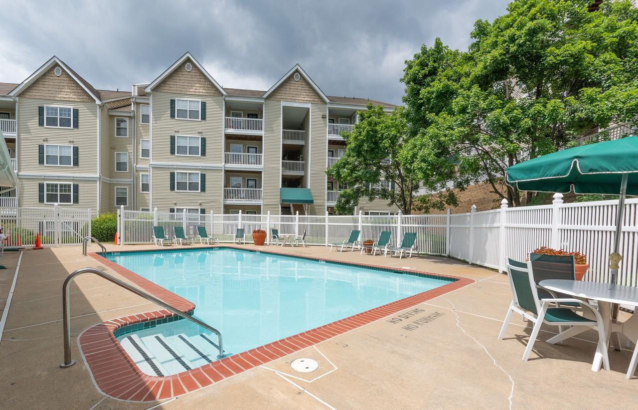 The Crossings At Summerland - Photo 6 of 9