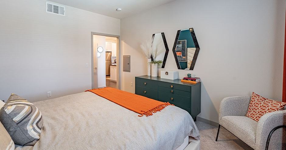 Buffalo at Desert Shores - Photo 6 of 30