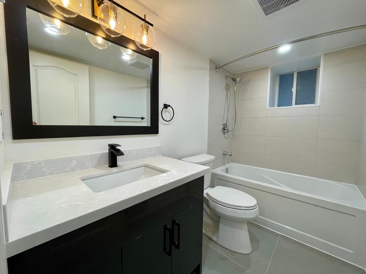 57 Rusholme Park Crescent - Photo 2 of 19