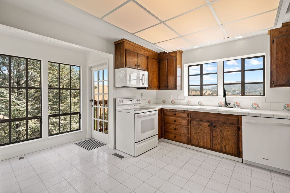 45 Wimbledon Way - Photo 2 of 23