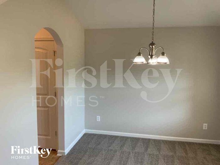 99 Village Springs Cv - Photo 2 of 11