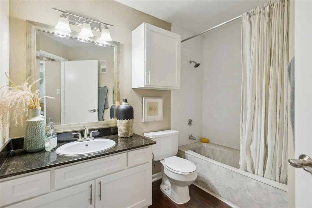 7200 Almeda Road #315 - Photo 6 of 12