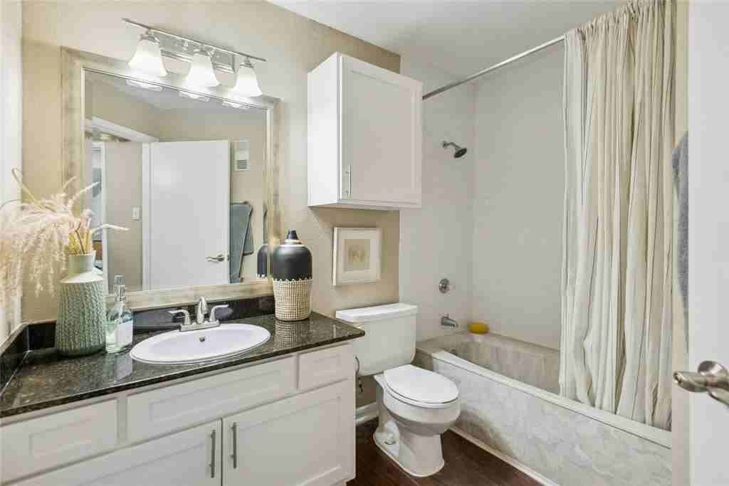 7200 Almeda Road #709 - Photo 7 of 12