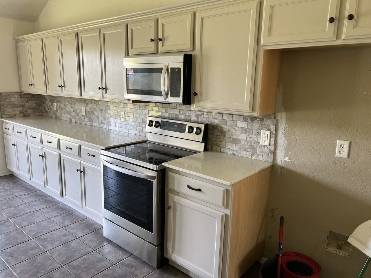 1900 Nw 176th Ter #NA - Photo 2 of 11