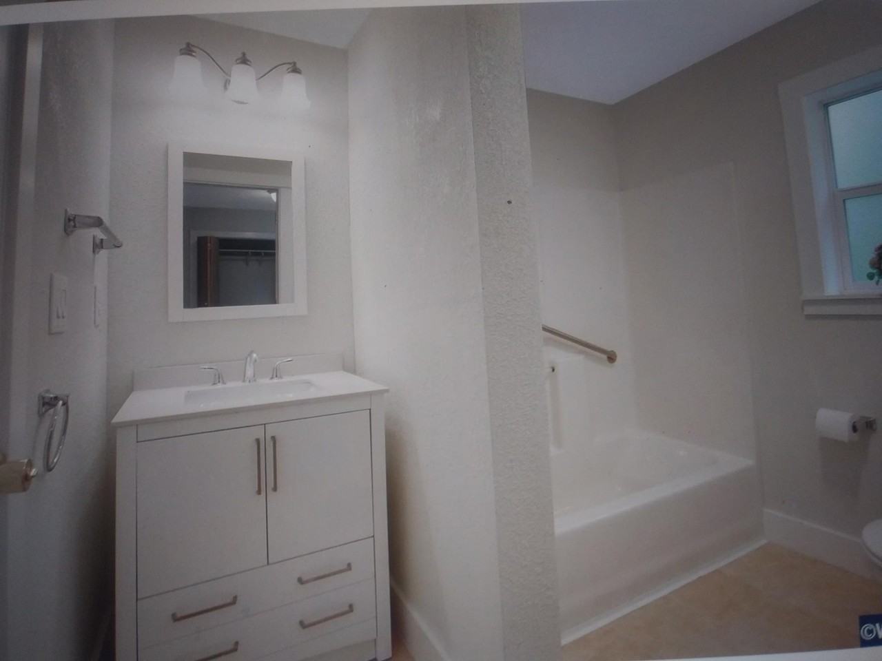 1845 Berry St Se #NA - Photo 7 of 9