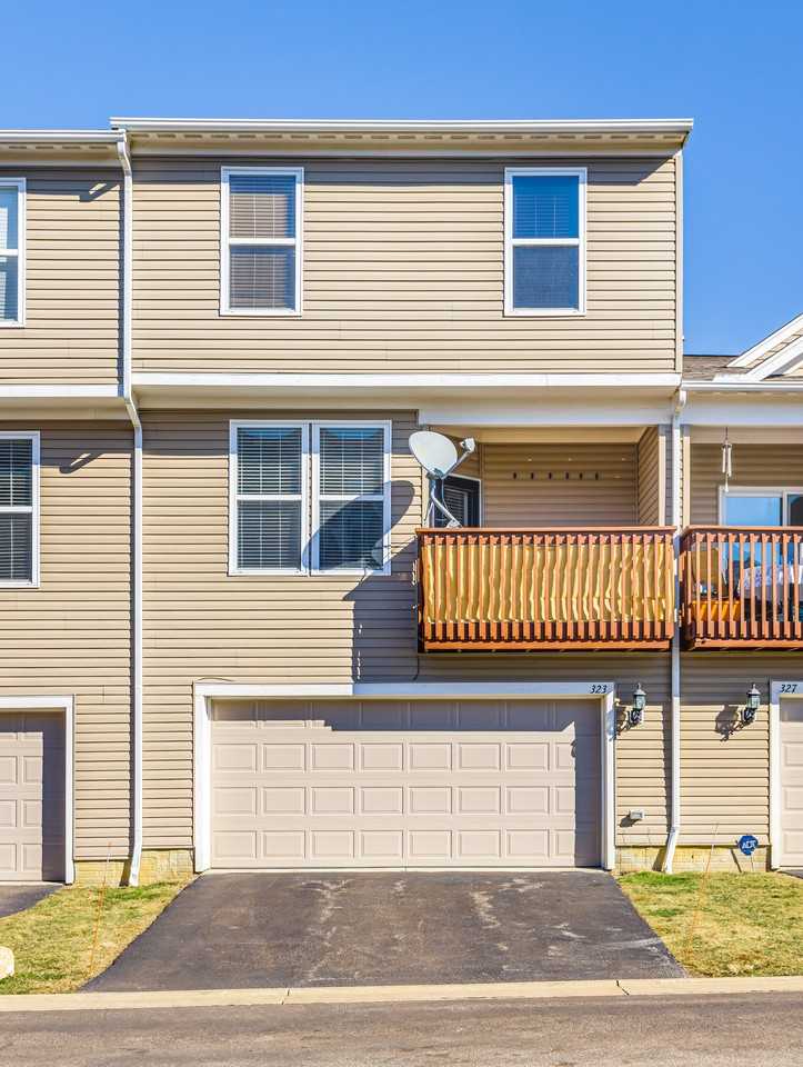 323 Blair Dr - Photo 2 of 27