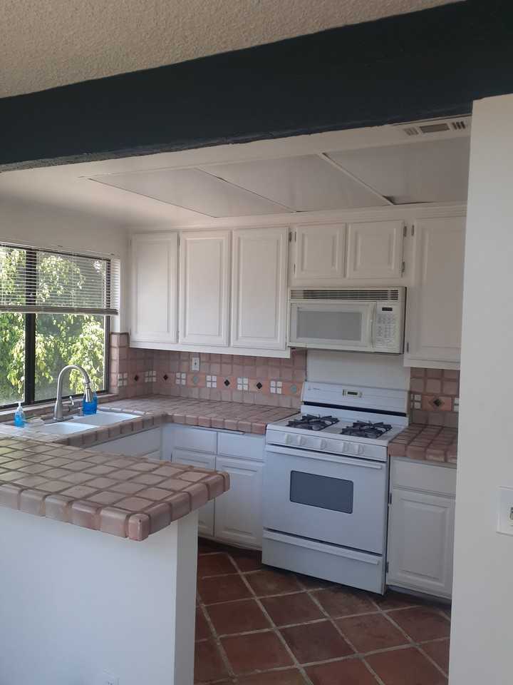 18433 Hatteras St #306 - Photo 7 of 9