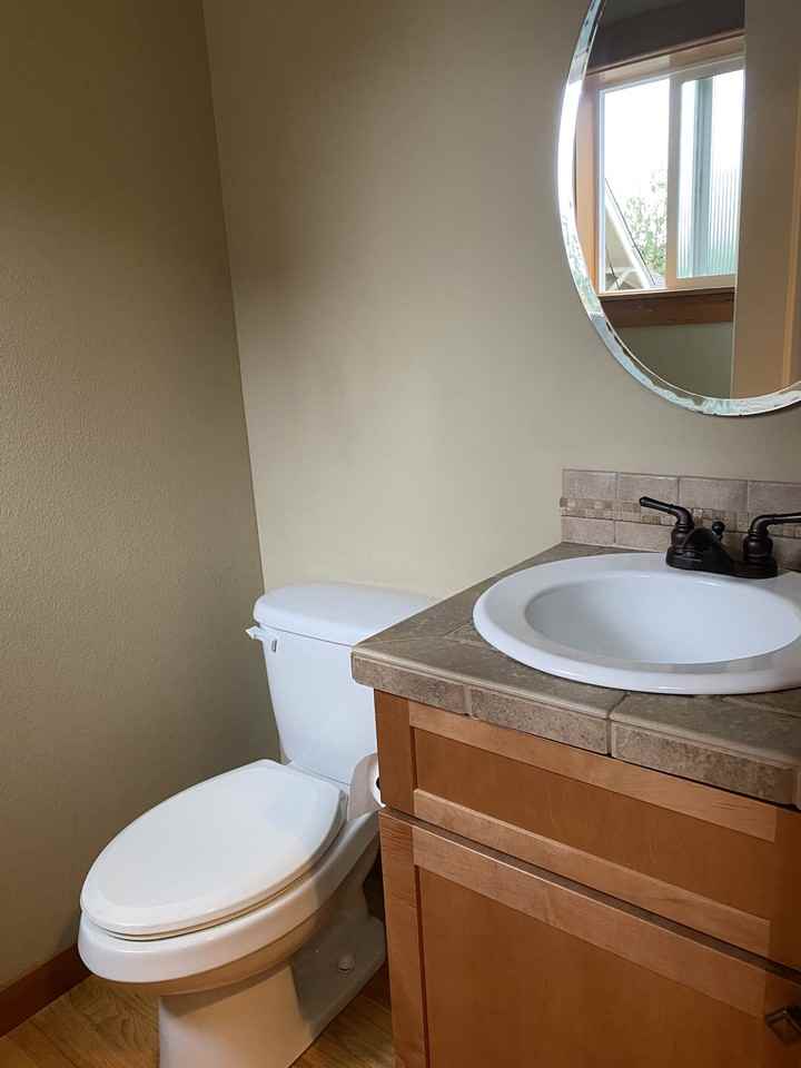 5010 12th Ave Ne #A - Photo 6 of 14