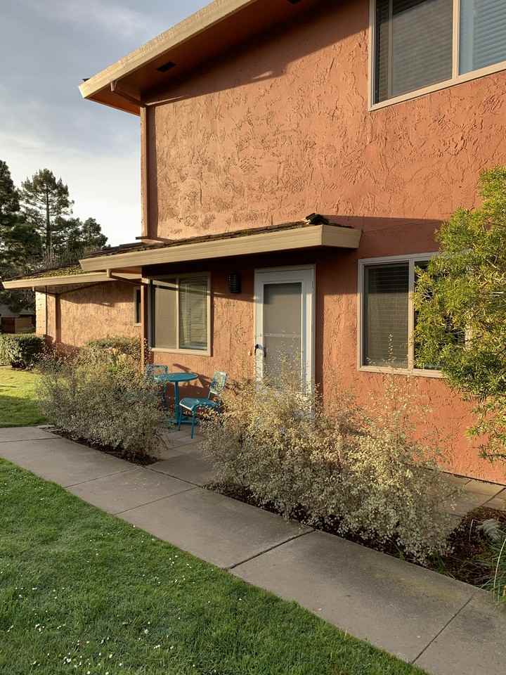 4425 4425 Diamond St. #2 - Photo 2 of 15