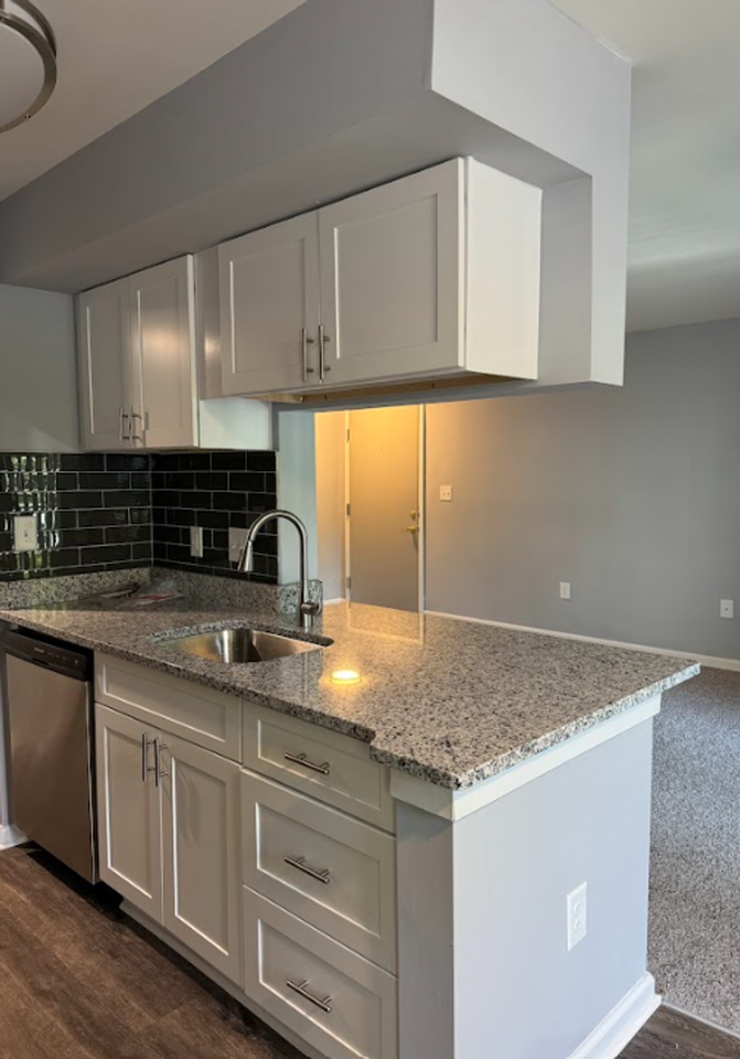 Amber Lake - Photo 7 of 24