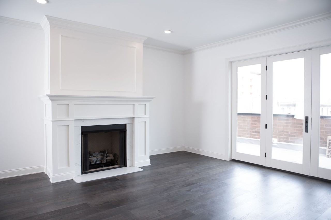 936 N High St - Photo 3 of 50