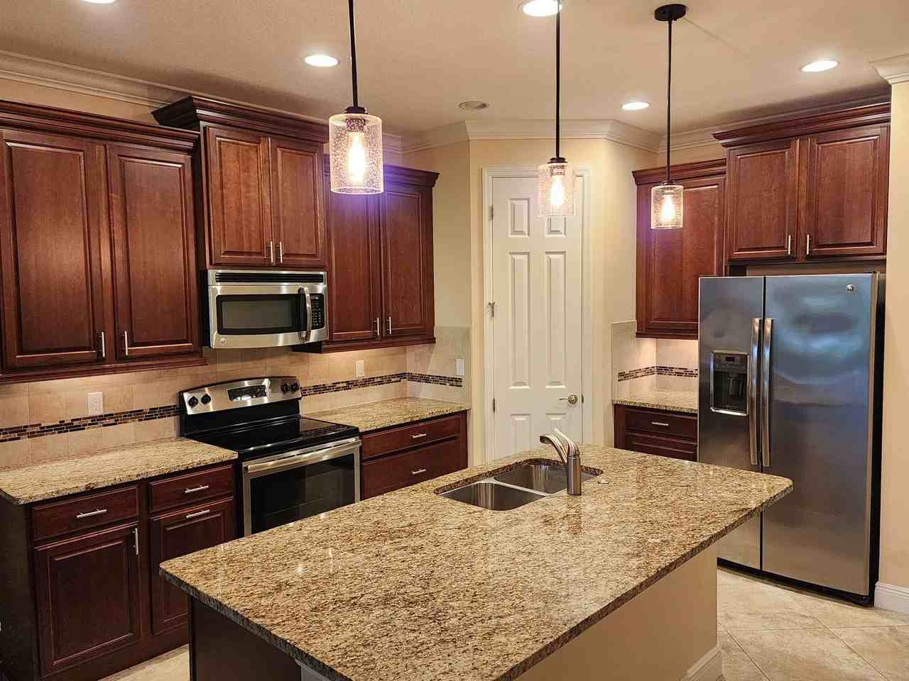 9715 Sw Royal Poinciana Dr - Photo 3 of 17