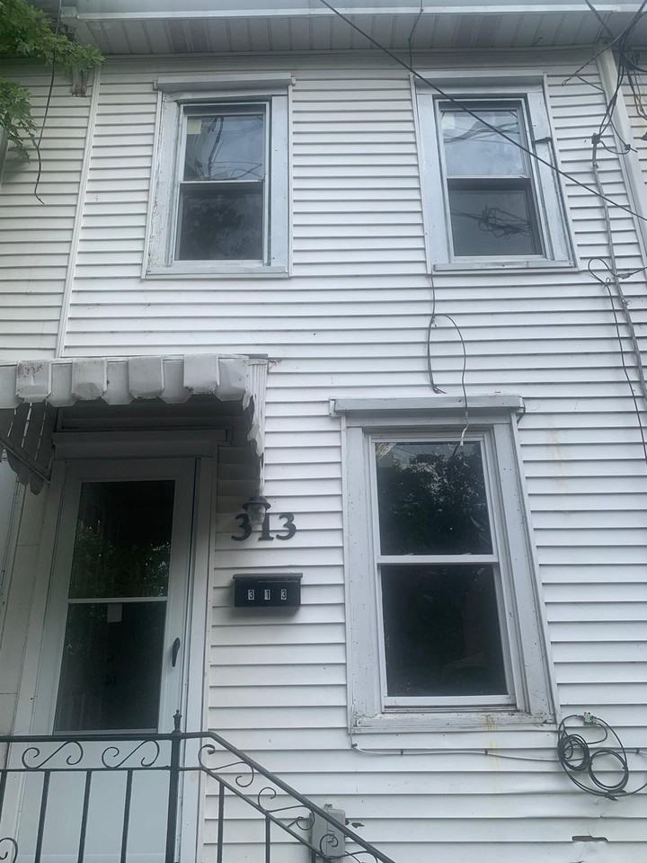 313 Federal Street - Photo 2 of 14