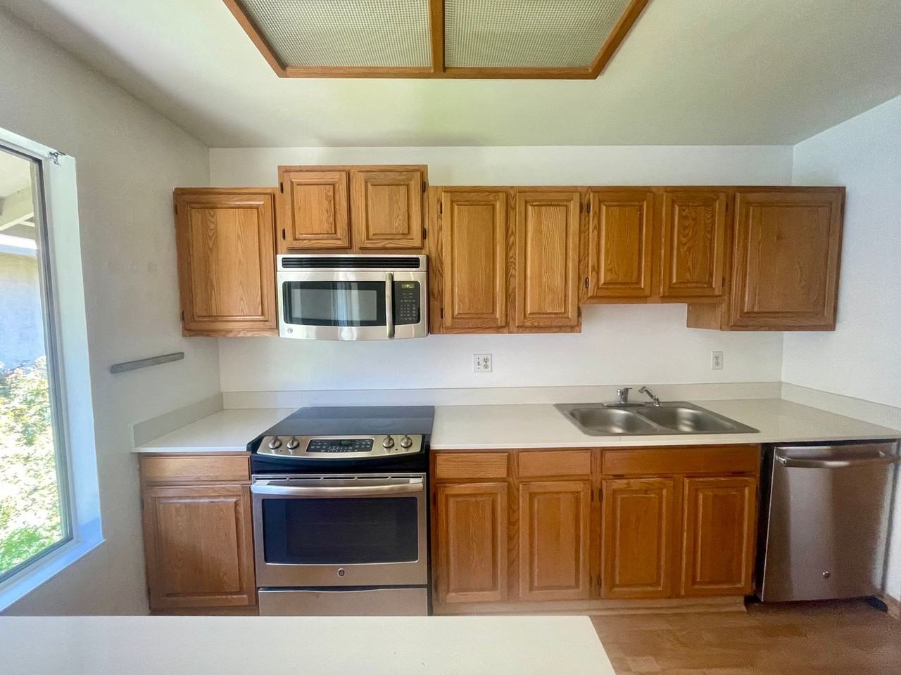 2560 Walnut Blvd #6