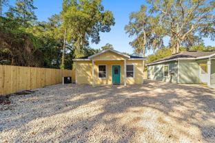 4109 Sw 15th Pl - Photo 1 of 1