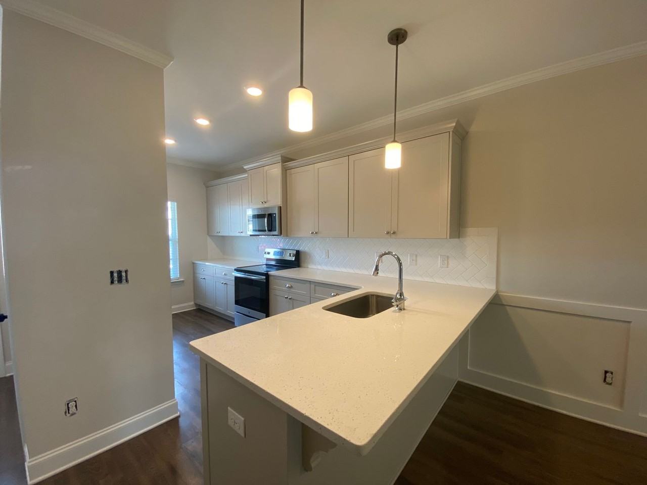 5363 Nikki Way - Photo 4 of 16