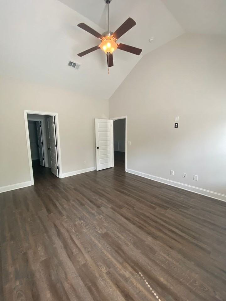 5363 Nikki Way - Photo 7 of 16