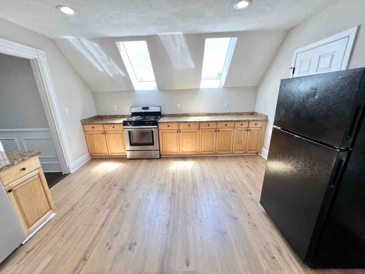 9 Abbotsford St - Photo 4 of 16