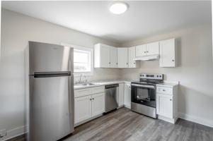 featured image of 2306 E 17th St