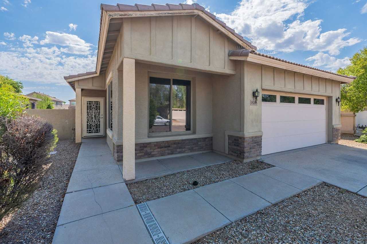 15203 N 137th Ln - Photo 3 of 36
