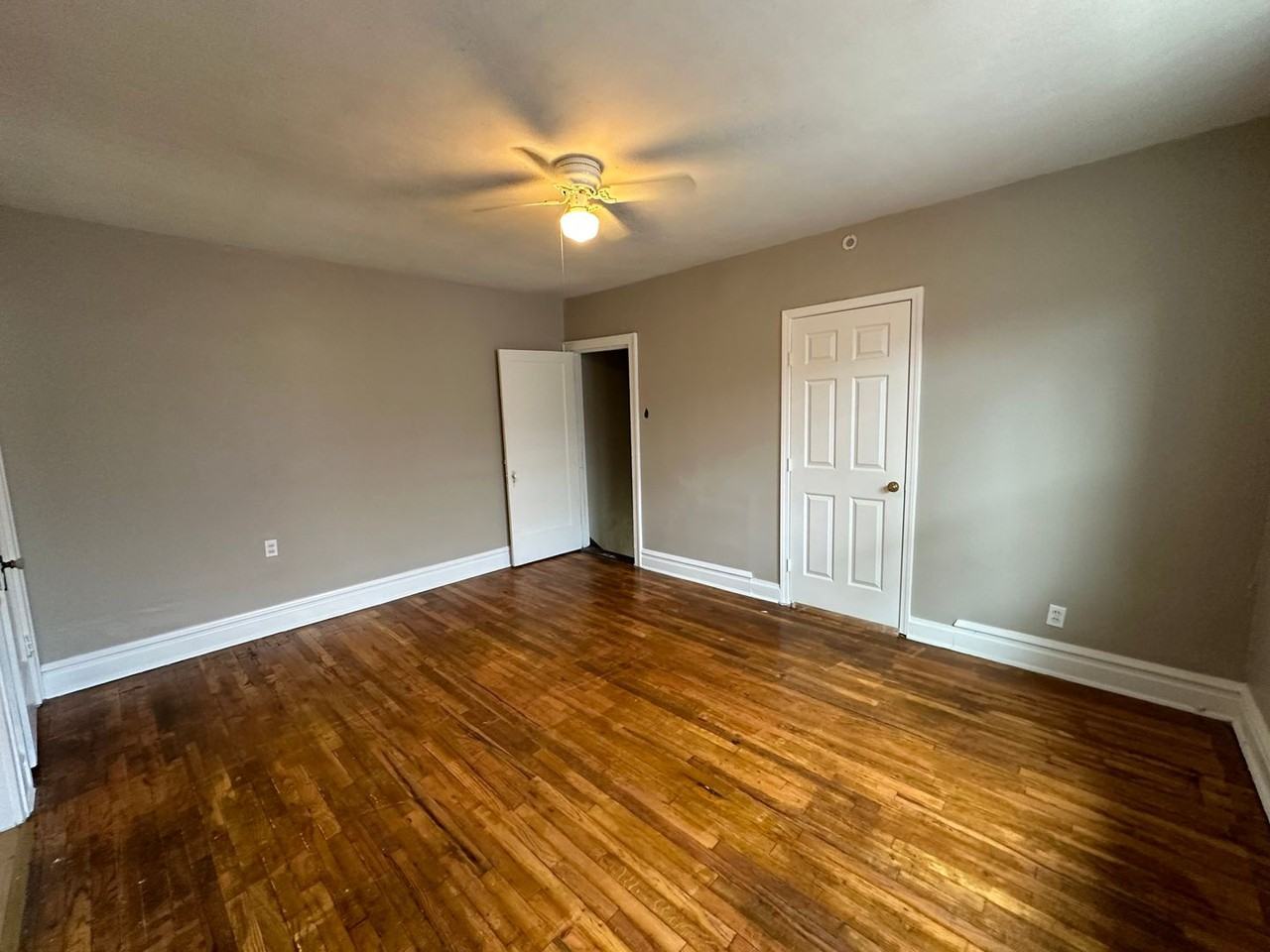 Hydraulic 4030 /4032 - Photo 3 of 25