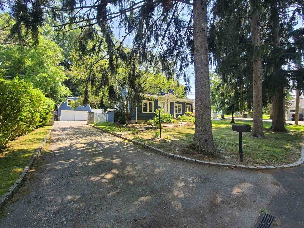 2 Beach Rd - Photo 2 of 31