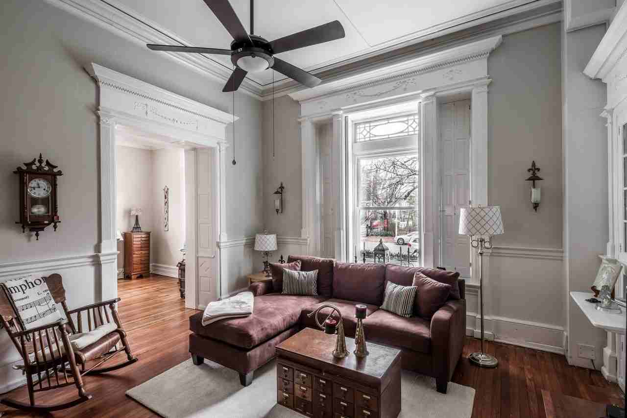 D'Ancona Mansion - Photo 6 of 10