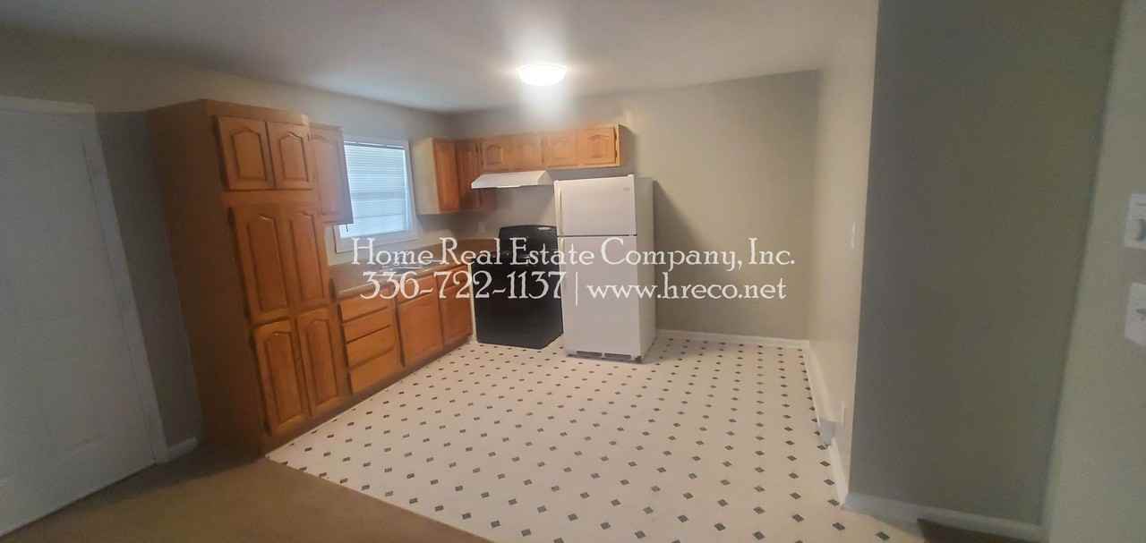 3015 Broadbay Dr #H - Photo 2 of 9