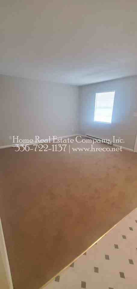3015 Broadbay Dr #H - Photo 3 of 9