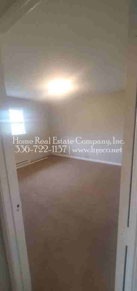 3015 Broadbay Dr #H - Photo 5 of 9