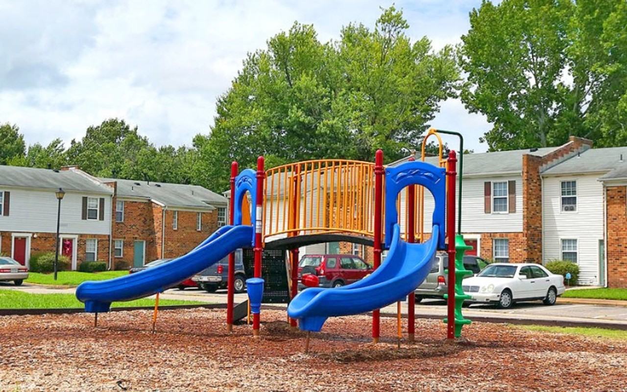 Welcome Home to The Grand at Mallard Manor! - Photo 3 of 35