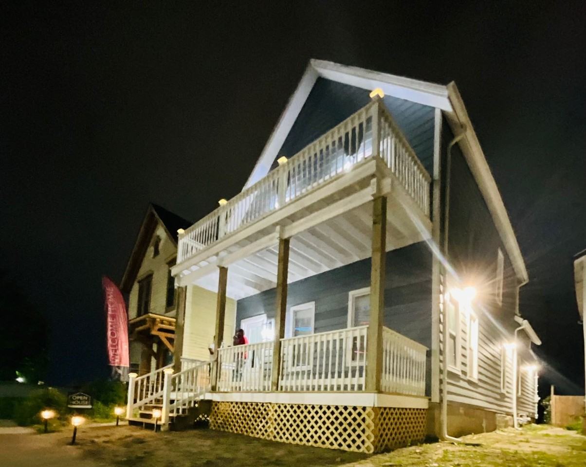 1401 Spruce St - Photo 2 of 33