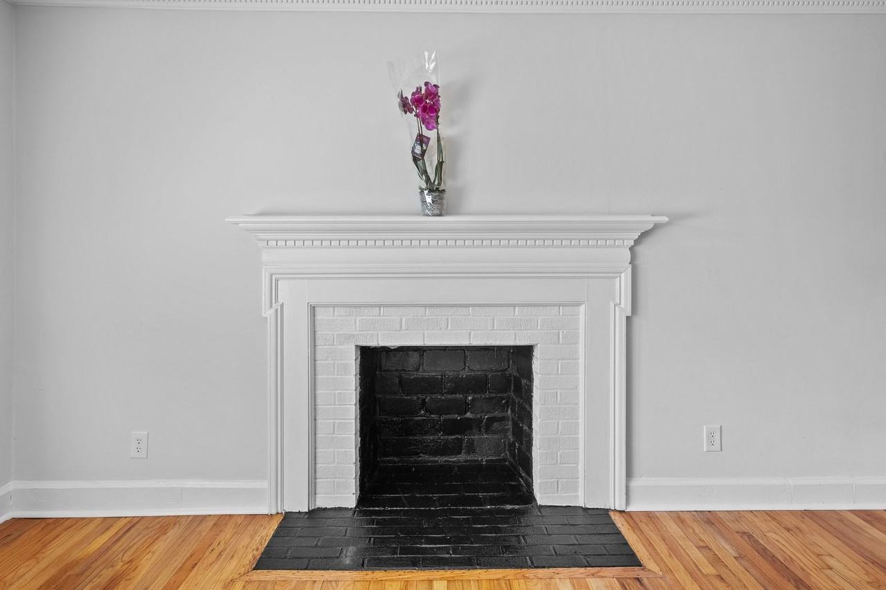 424 Peyton St - Photo 5 of 31