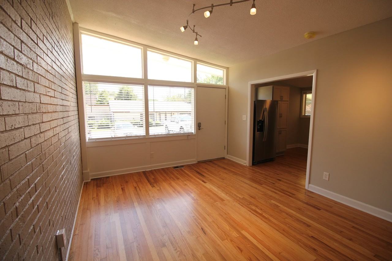 519 Bashford Rd - Photo 4 of 15