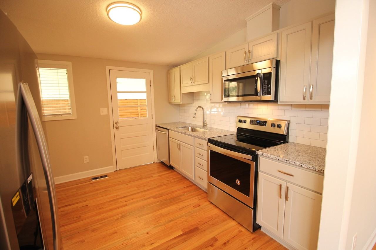 519 Bashford Rd - Photo 6 of 15