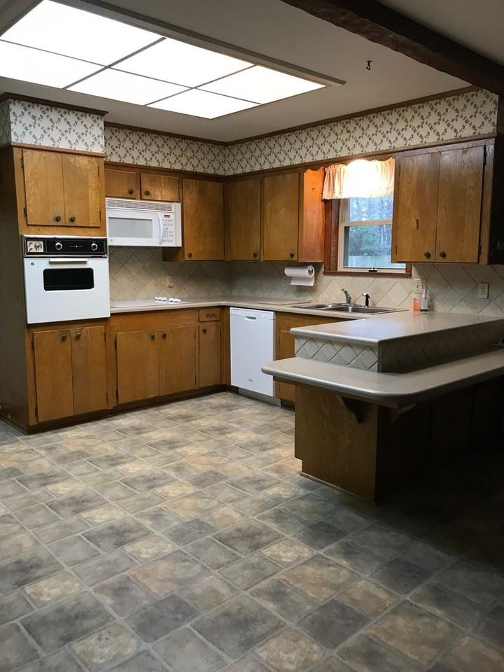 206 Pine Lake Dr - Photo 2 of 14