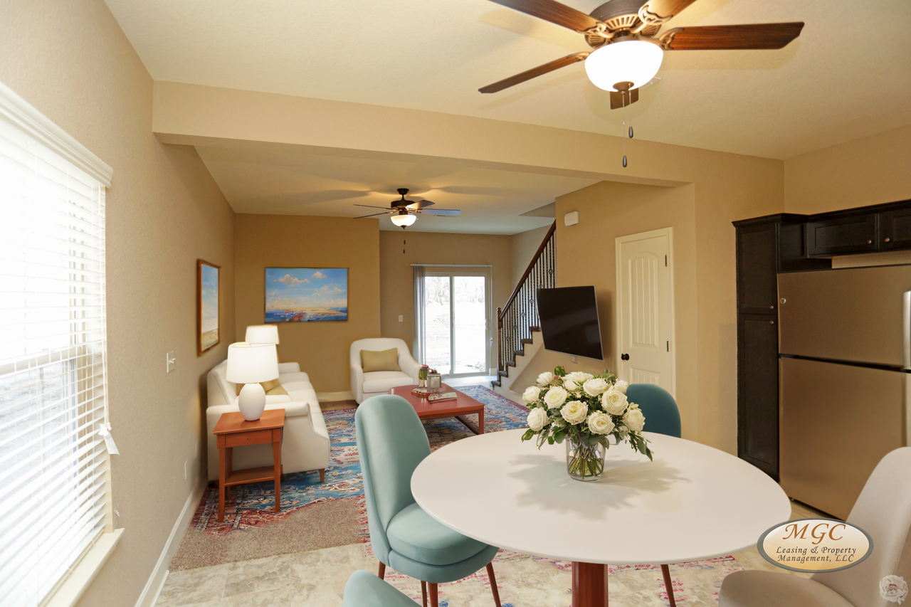 2227 Sw Burning Wood Ln - Photo 2 of 14