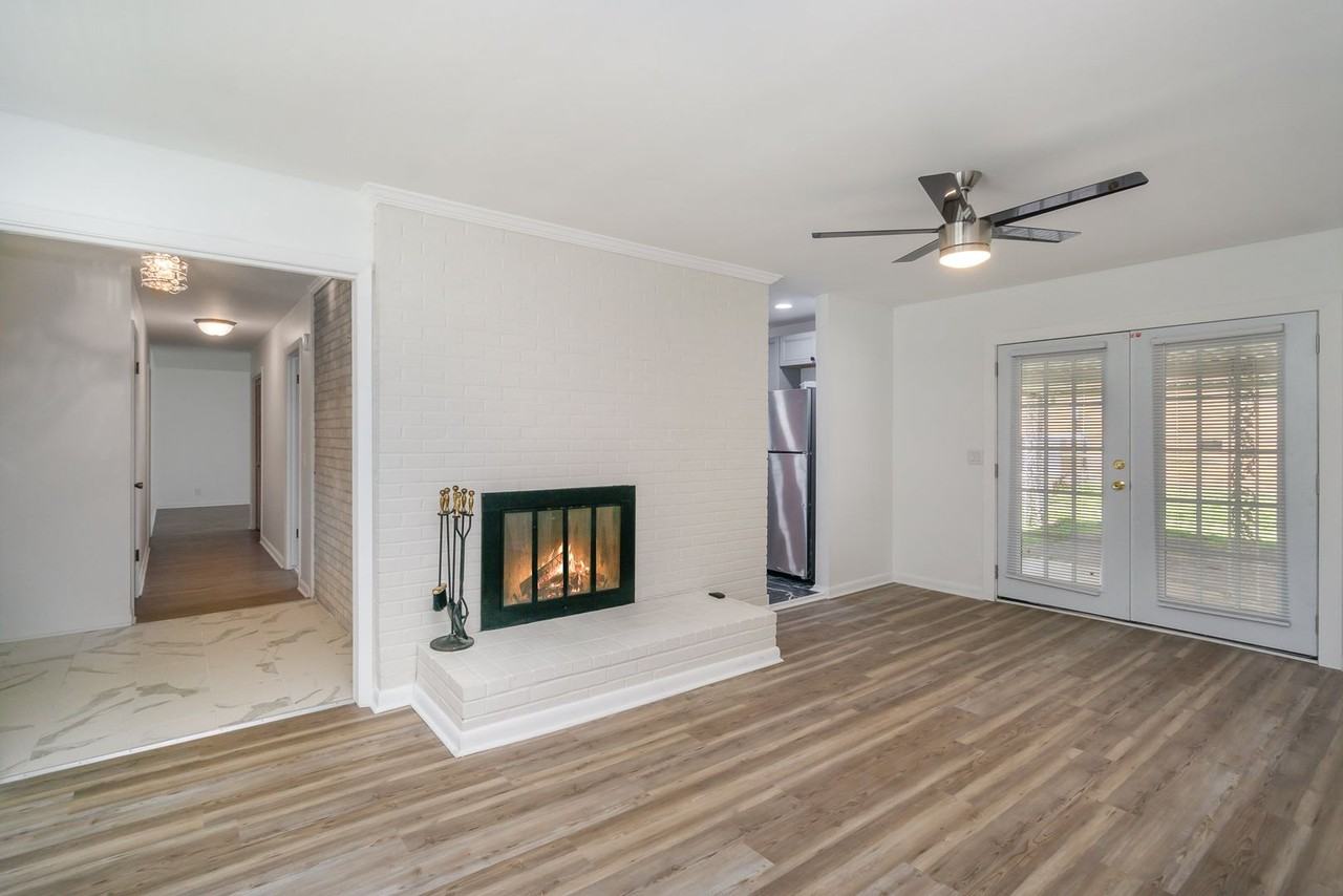 3817 Augusta Dr - Photo 4 of 16