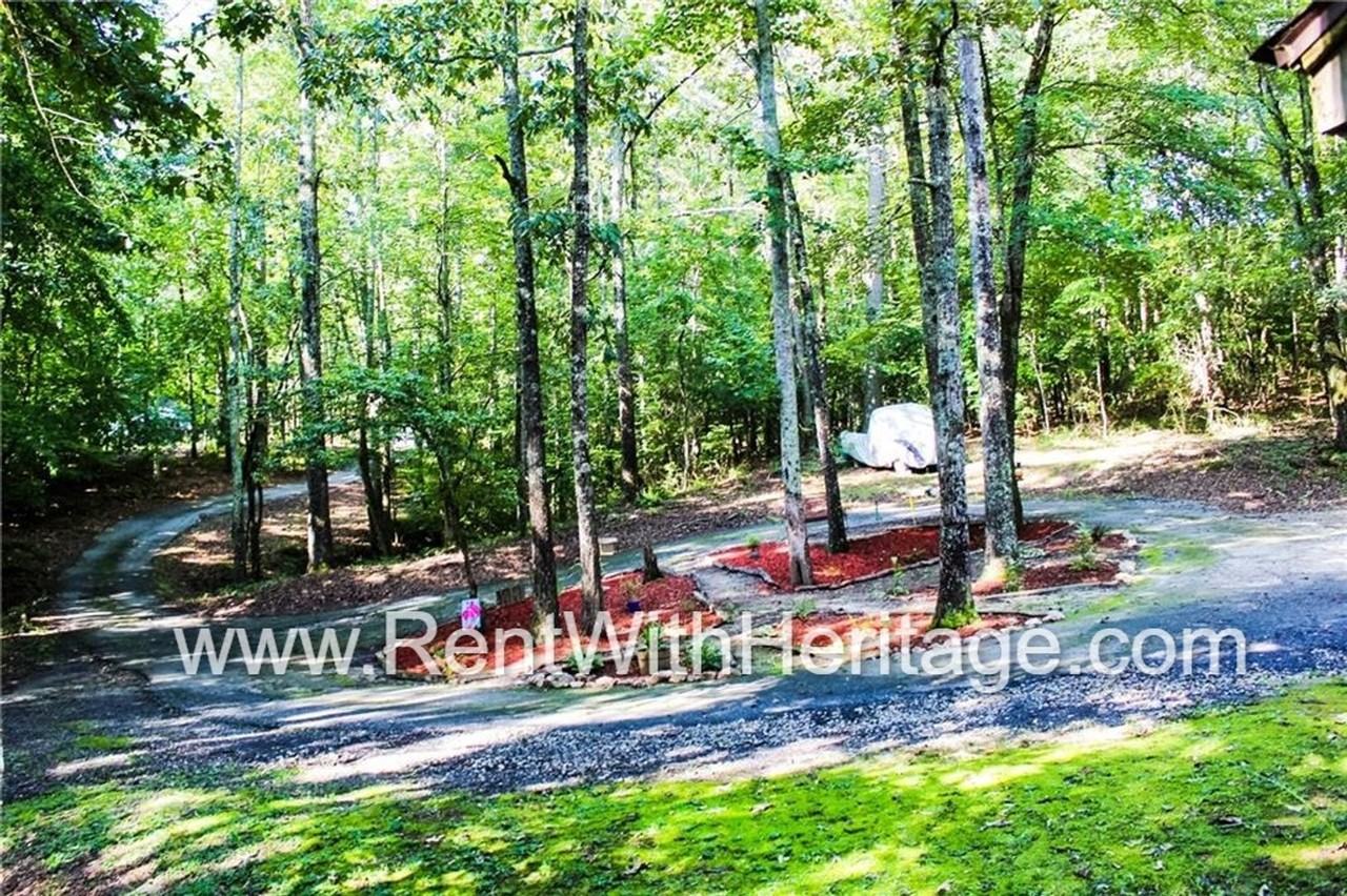 5134 Post Rd - Photo 2 of 50