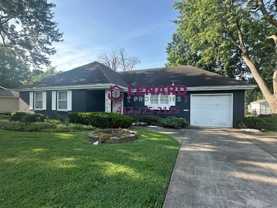 1246 E Broadmoor St - Photo 1 of 1