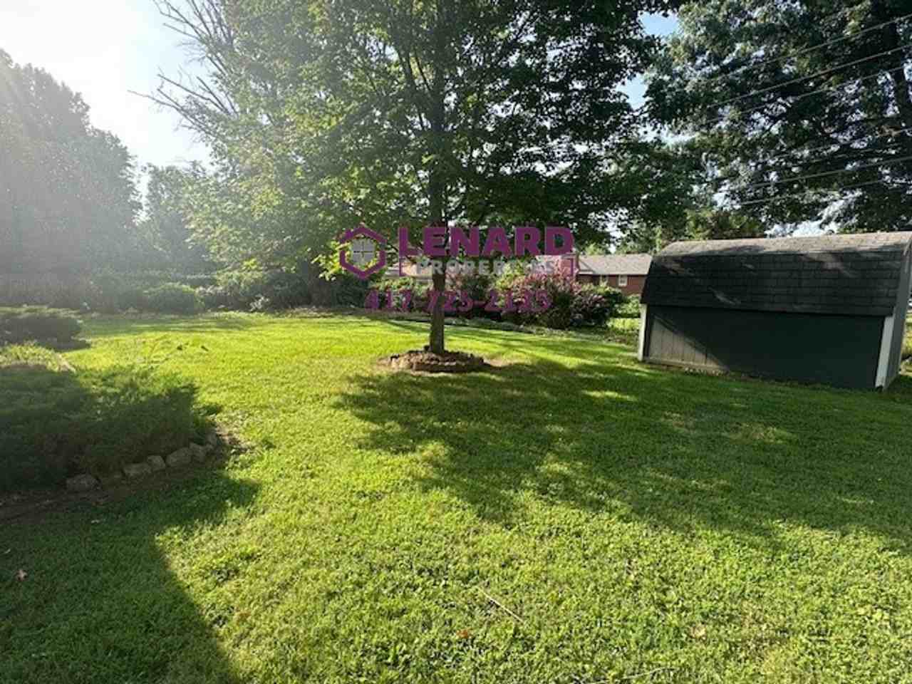1246 E Broadmoor St - Photo 4 of 19