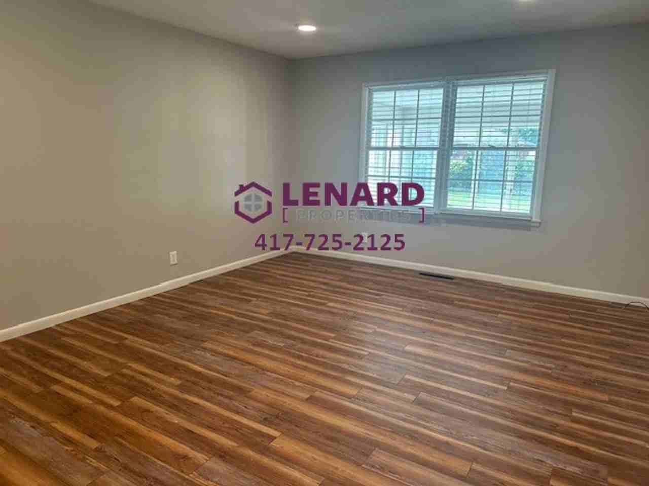 1246 E Broadmoor St - Photo 6 of 19