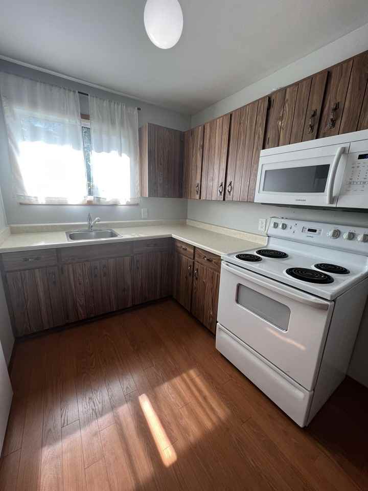 926 Dainard Dr - Photo 4 of 18